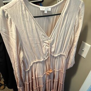 Ivy City Co dress large
